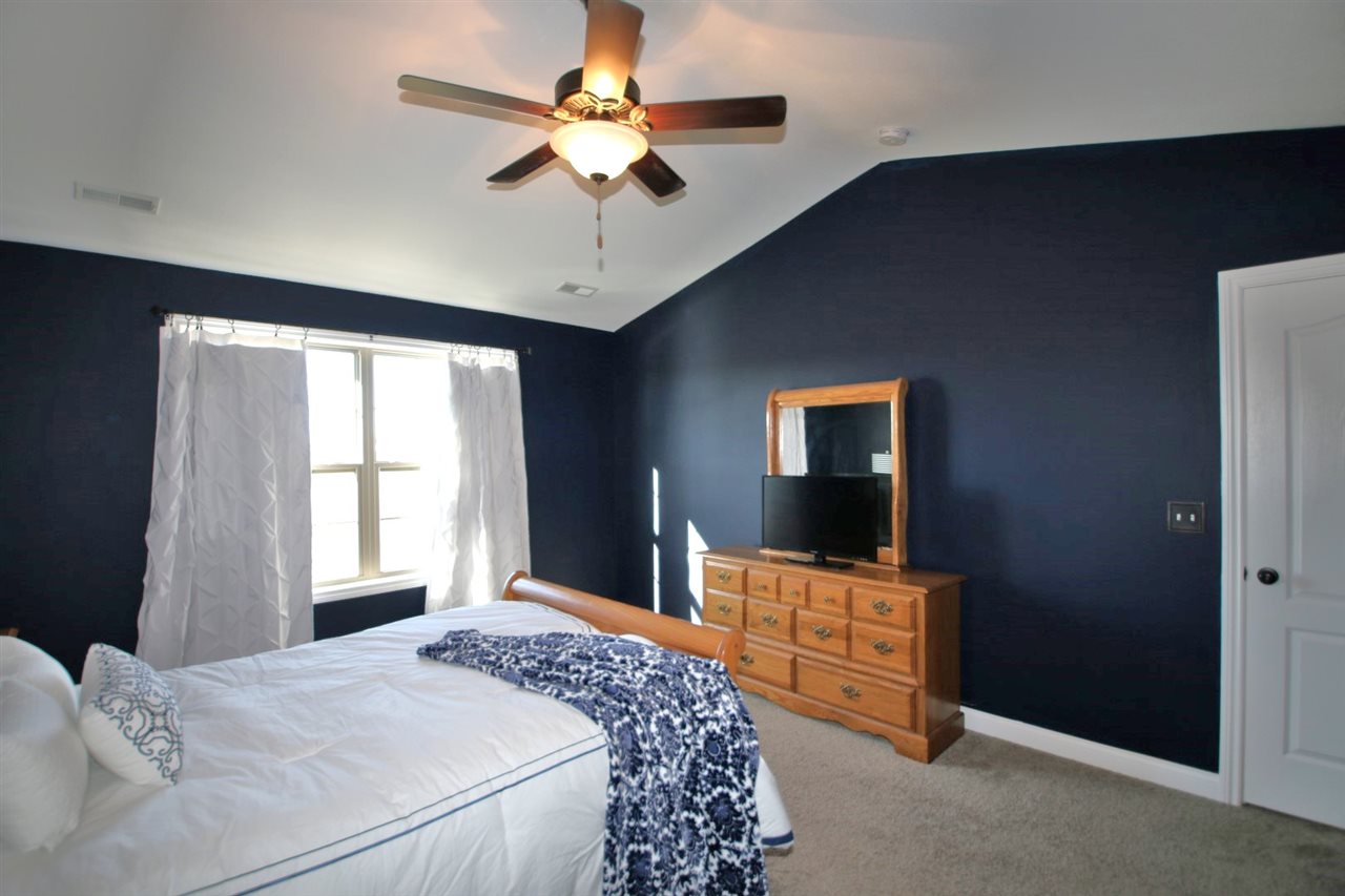 726 Drake Lane Washington, IL 61571 - Photo 21 of 28 Gallery Image 21