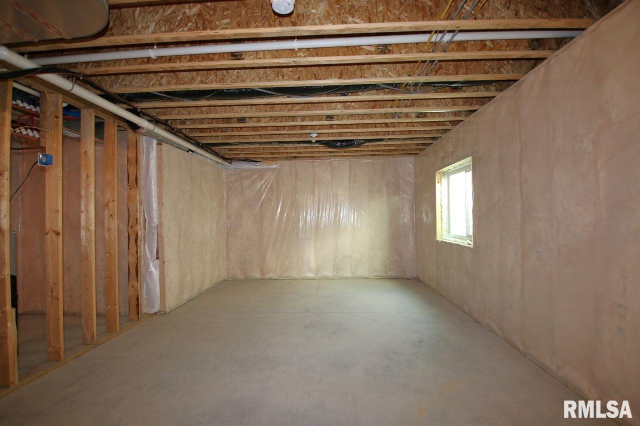 726 Drake Lane Washington, IL 61571 - Photo 26 of 28 Gallery Image 26