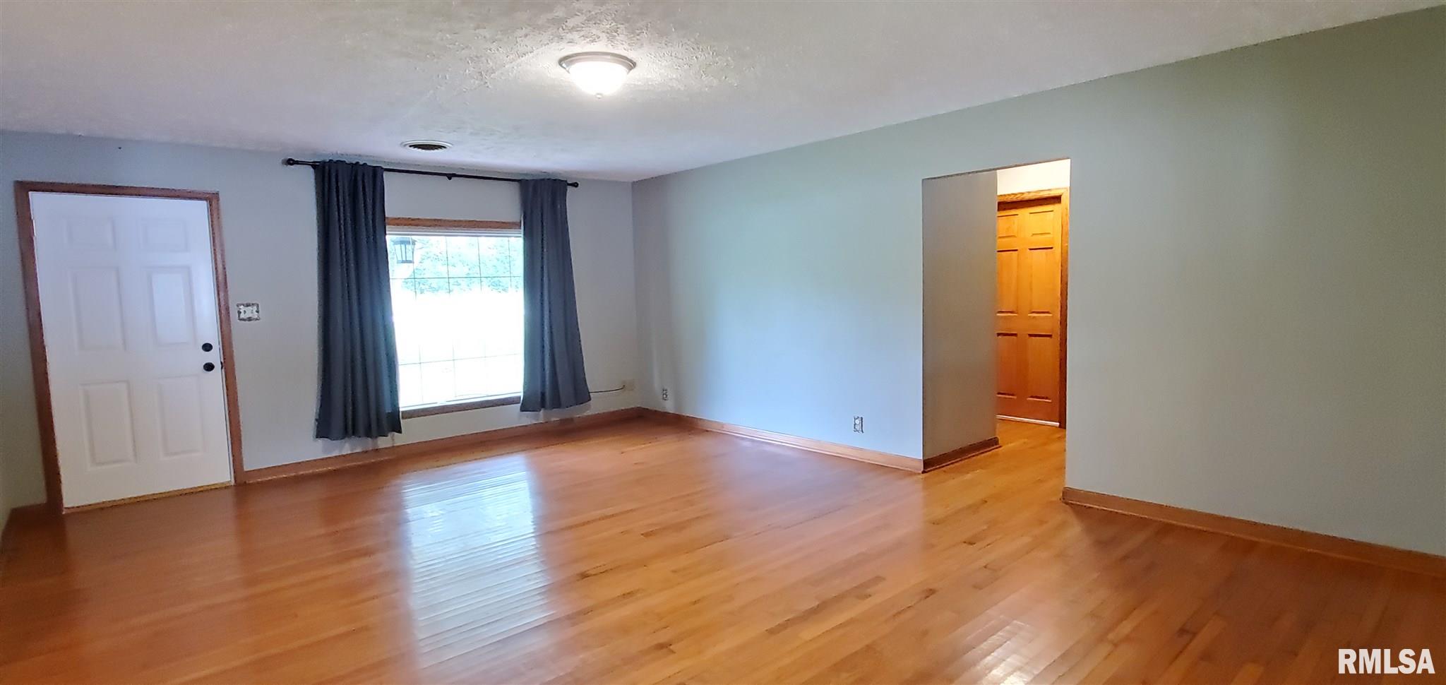 390 College Road Eldorado, IL 62930 - Photo 14 of 38 Gallery Image 14