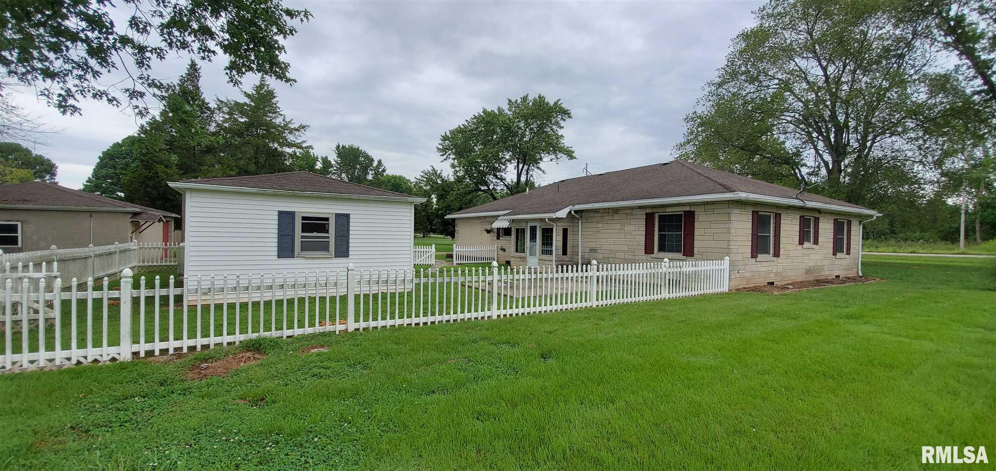 390 College Road Eldorado, IL 62930 - Photo 10 of 38 Gallery Image 10