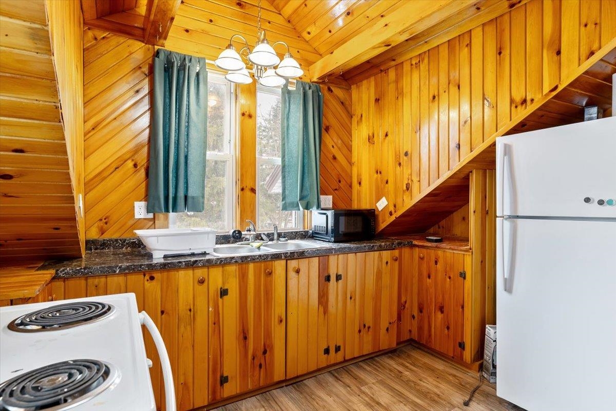 34 Sylvester Road Montgomery, VT 05447 - Photo 20 of 28