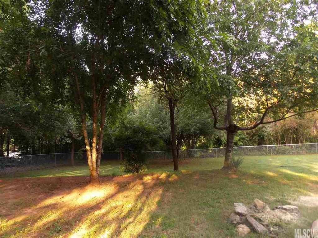 1168 Sunset Court Conover, NC 28613 - Photo 10 of 21 Gallery Image 10