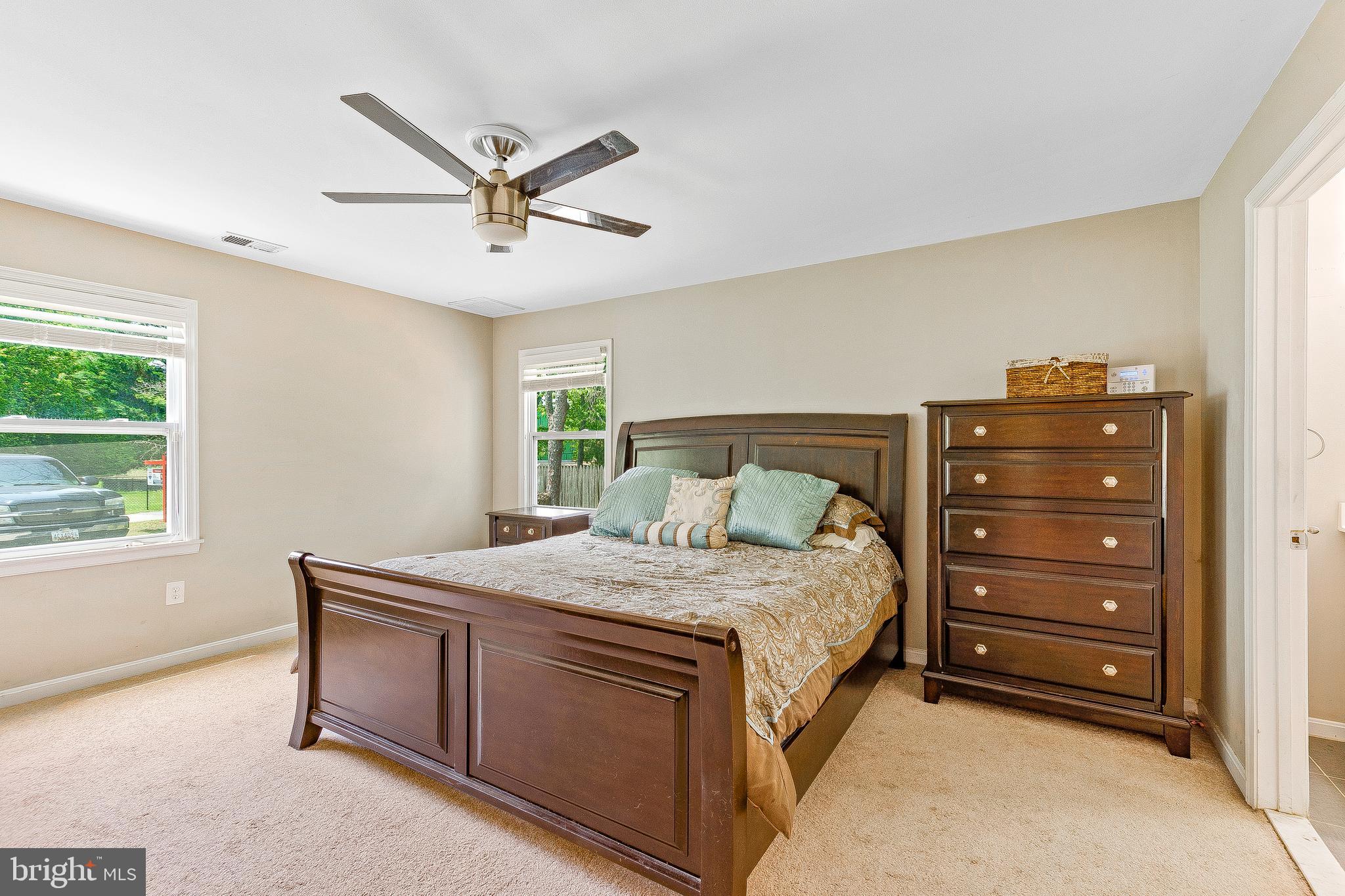 2663 Solomons Island Road Edgewater, MD 21037 - Photo 20 of 36 Large Master Bedroom
