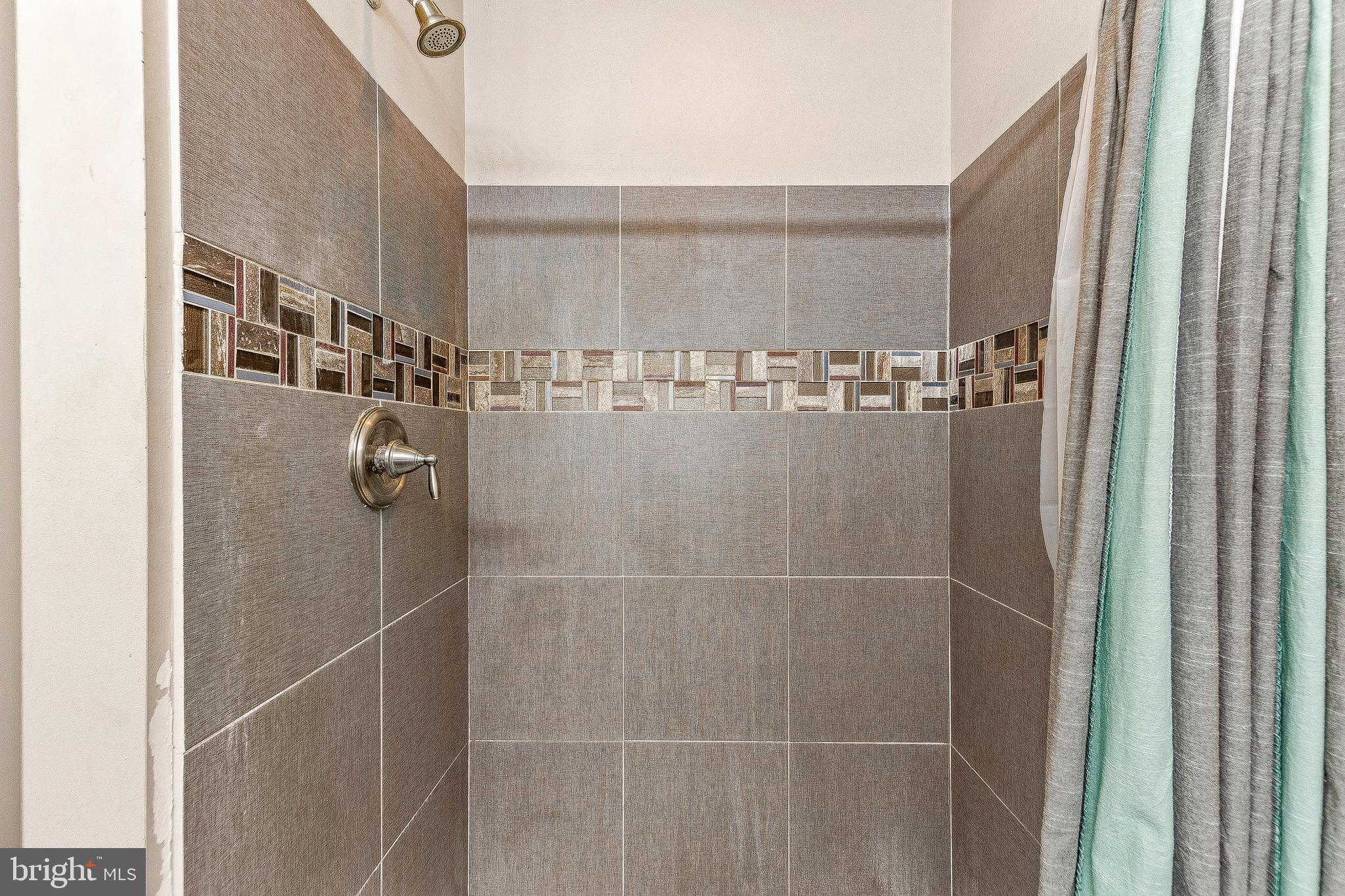 2663 Solomons Island Road Edgewater, MD 21037 - Photo 23 of 36 Updated tile
