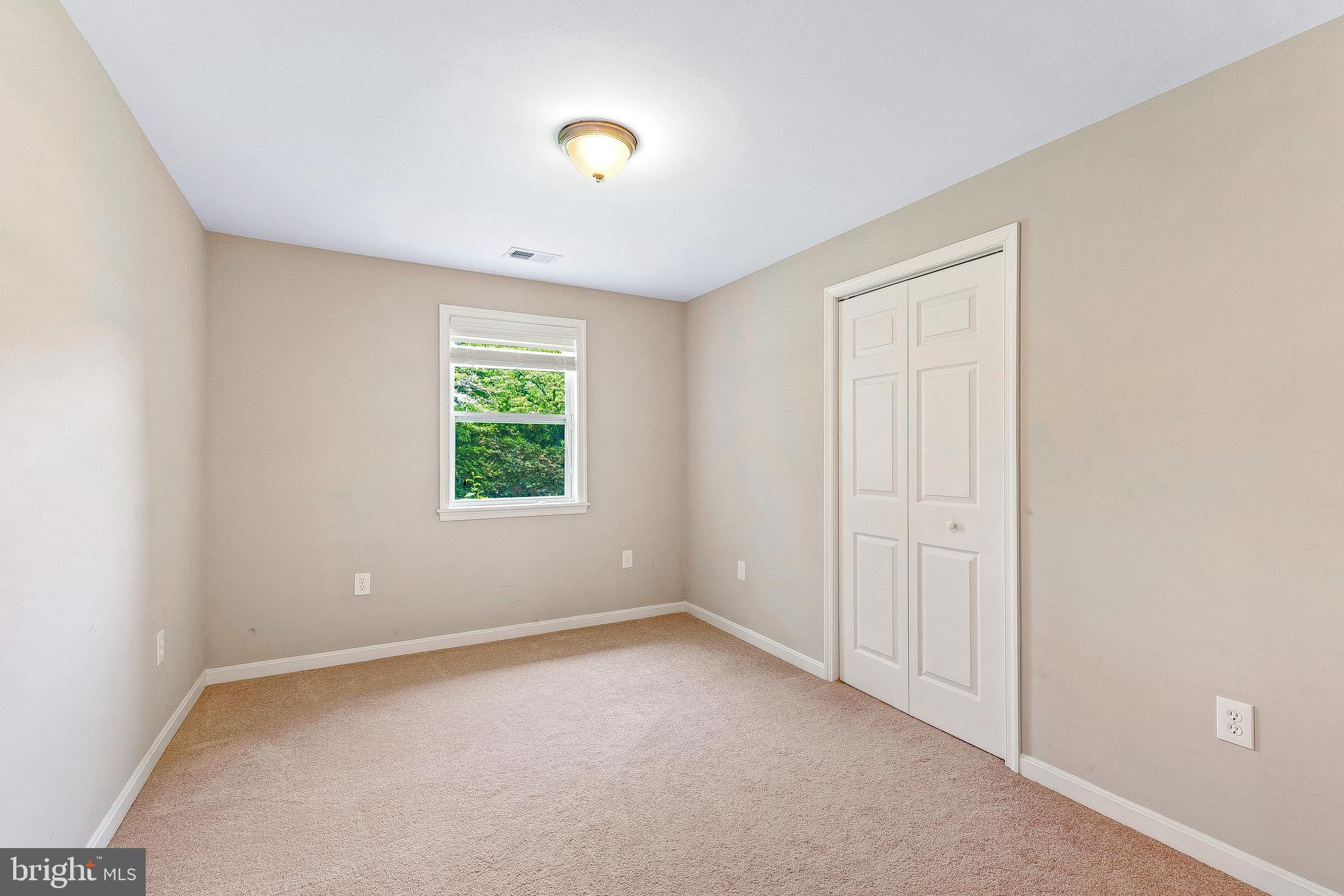 2663 Solomons Island Road Edgewater, MD 21037 - Photo 27 of 36 Third Bedroom