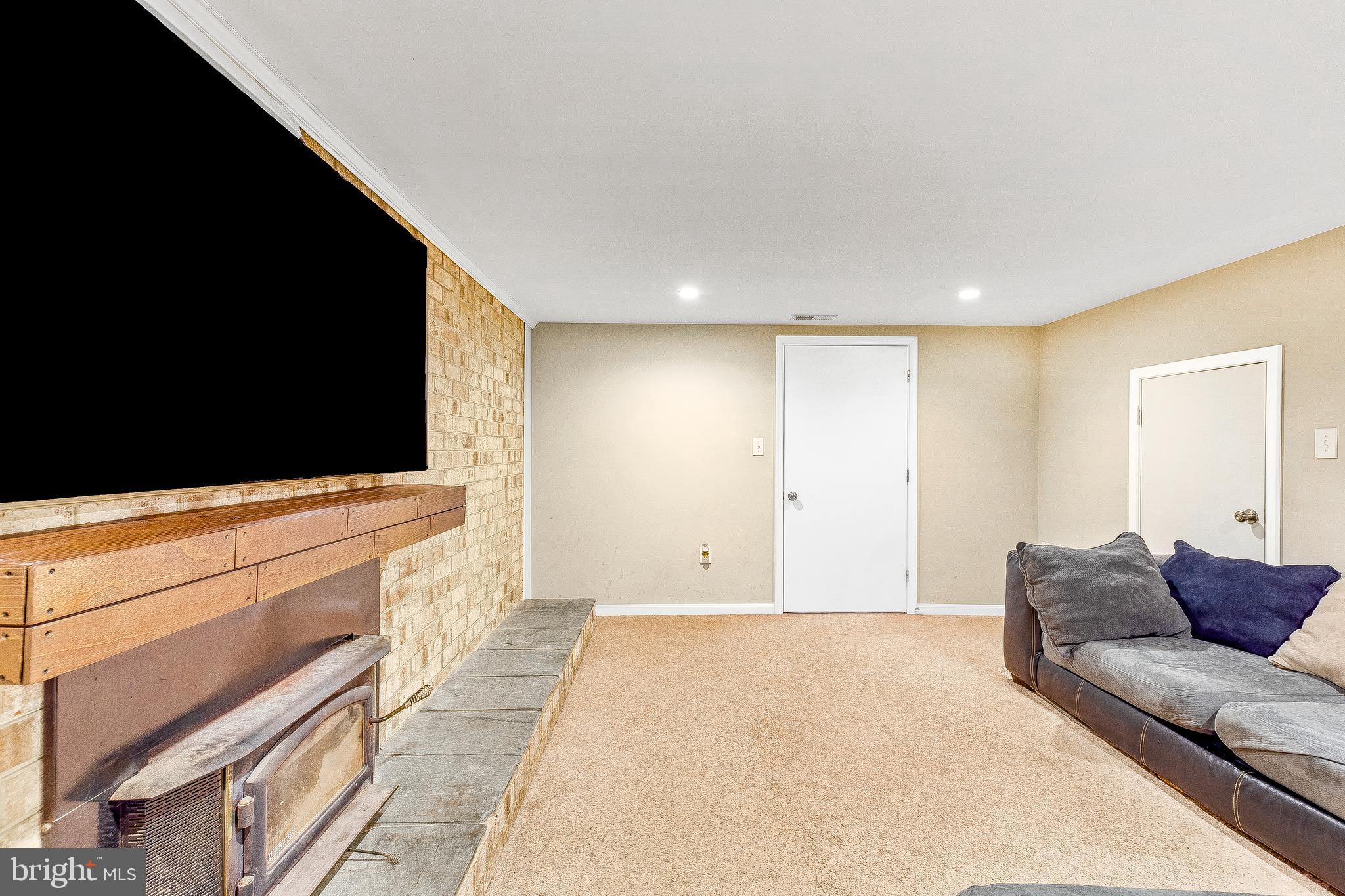 2663 Solomons Island Road Edgewater, MD 21037 - Photo 34 of 36 Gallery Image 34