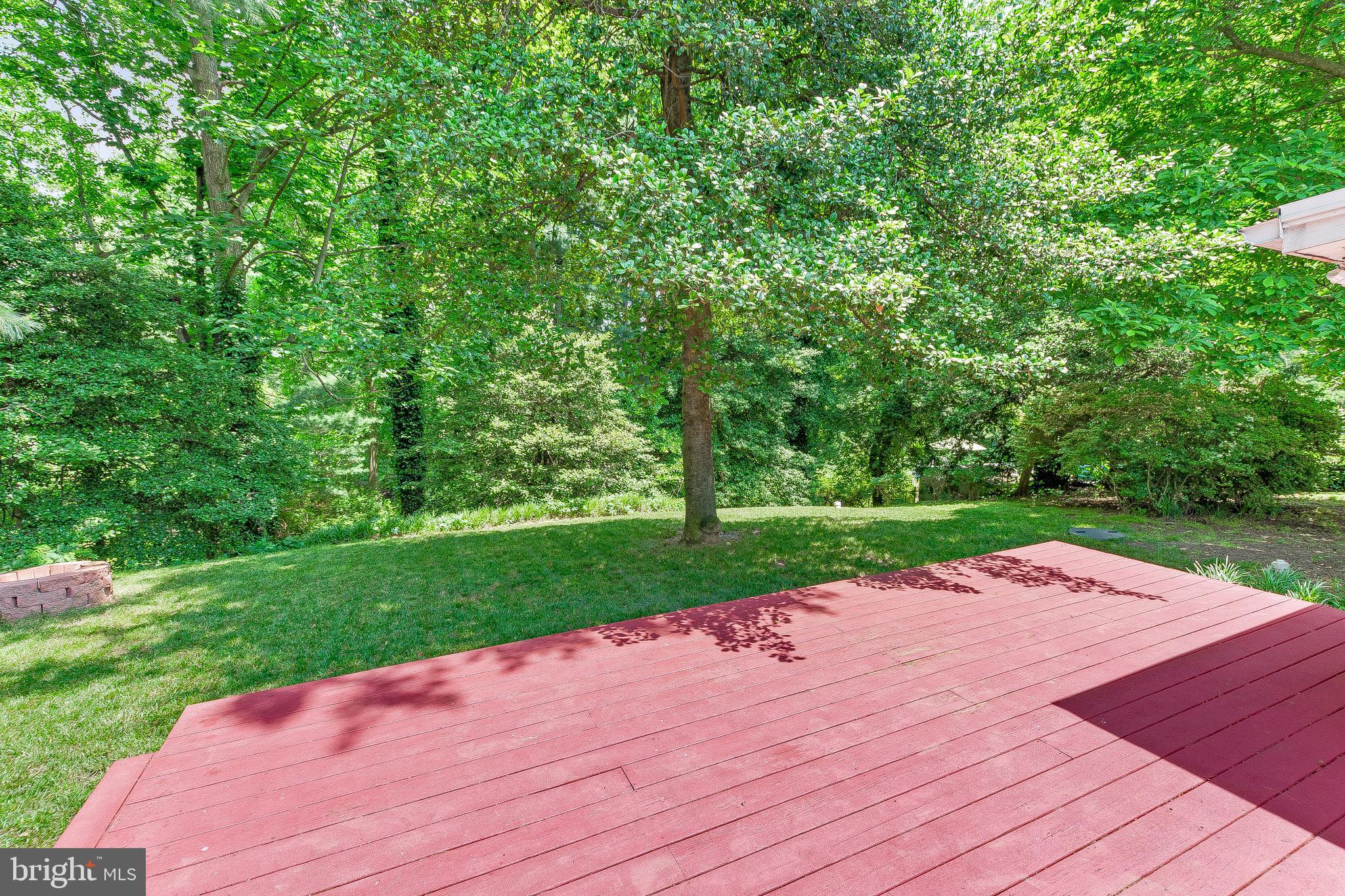 2663 Solomons Island Road Edgewater, MD 21037 - Photo 6 of 36 Privacy galore on your deck