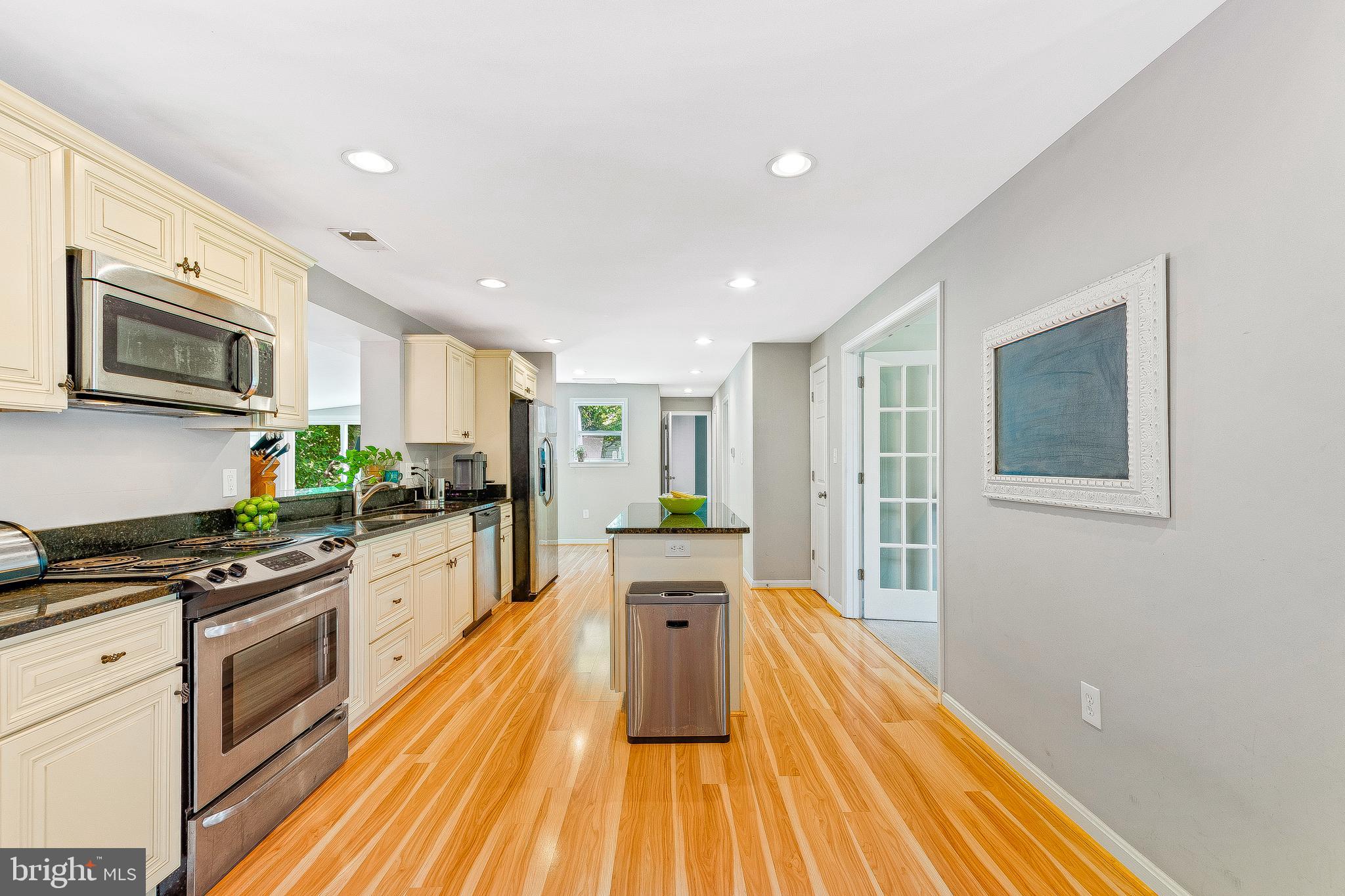 2663 Solomons Island Road Edgewater, MD 21037 - Photo 10 of 36 Gallery Image 10