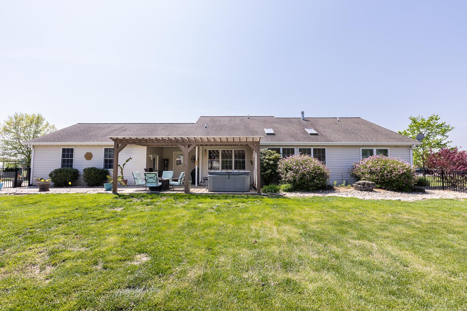 8209 Peabody Road Freeburg, IL 62243 - Photo 14 of 74