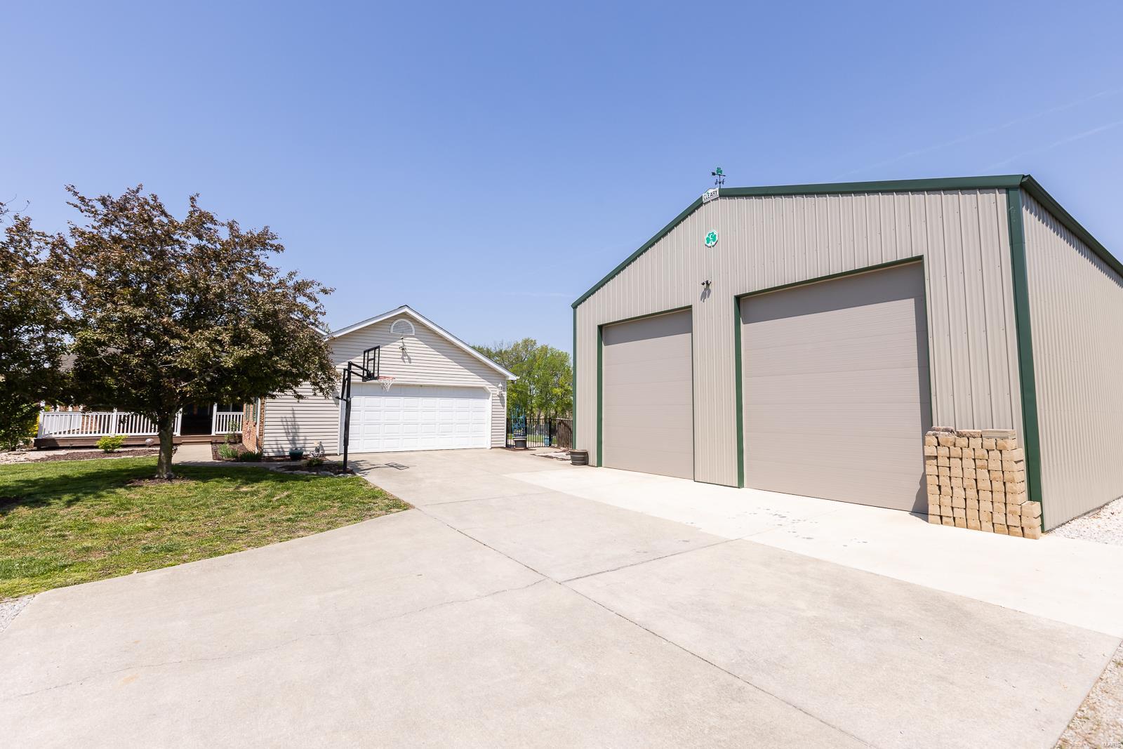 8209 Peabody Road Freeburg, IL 62243 - Photo 8 of 74