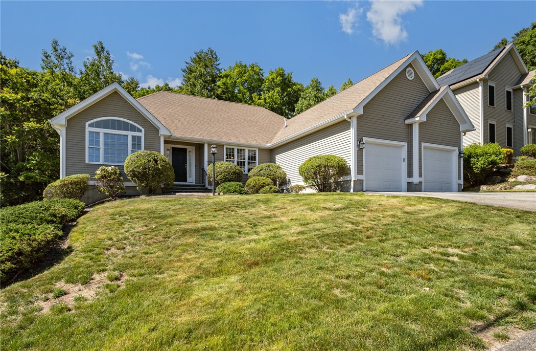125 W Road Cumberland, RI 02864 - Photo 3 of 50