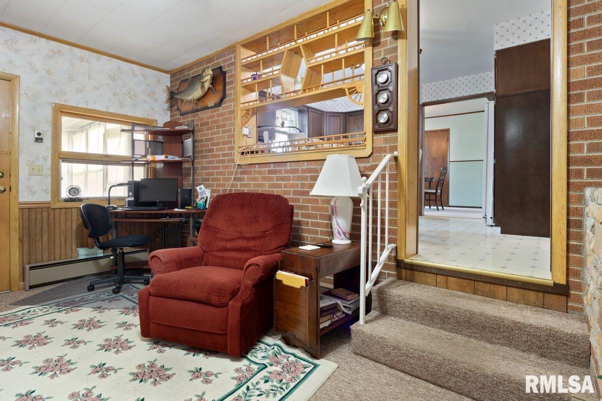 1906 East Hood Street Springfield, IL 62703 - Photo 19 of 36