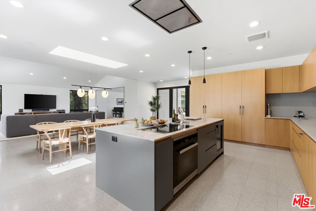 3860 Madison Road La Canada Flintridge, CA 91011 - Photo 14 of 51
