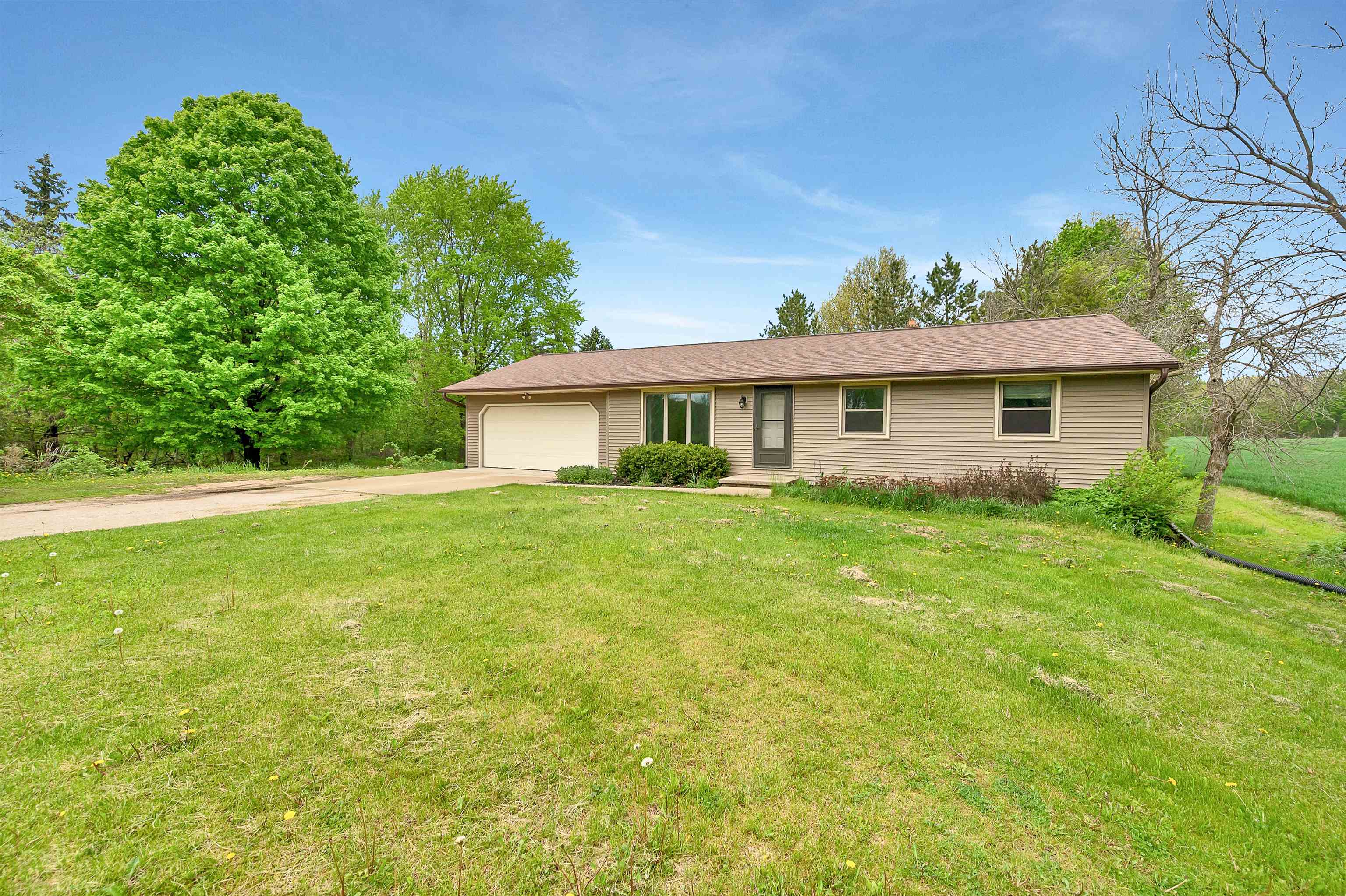 2205 School Road De Pere, WI 54115 - Photo 35 of 48