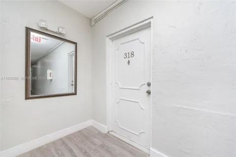 $260,000 | 17570 Atlantic Boulevard, Unit 318, Sunny Isles Beach, FL 33160