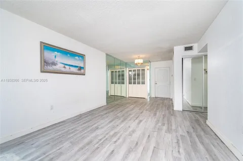 $260,000 | 17570 Atlantic Boulevard, Unit 318, Sunny Isles Beach, FL 33160