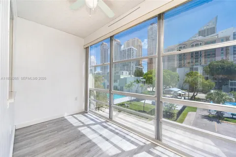 $260,000 | 17570 Atlantic Boulevard, Unit 318, Sunny Isles Beach, FL 33160