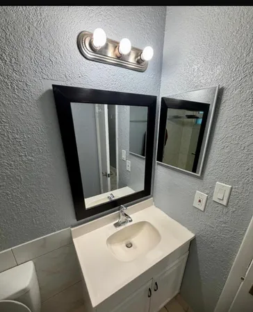 $2,250 | 4679 Martha Louise Drive, West Palm Beach, FL 33417