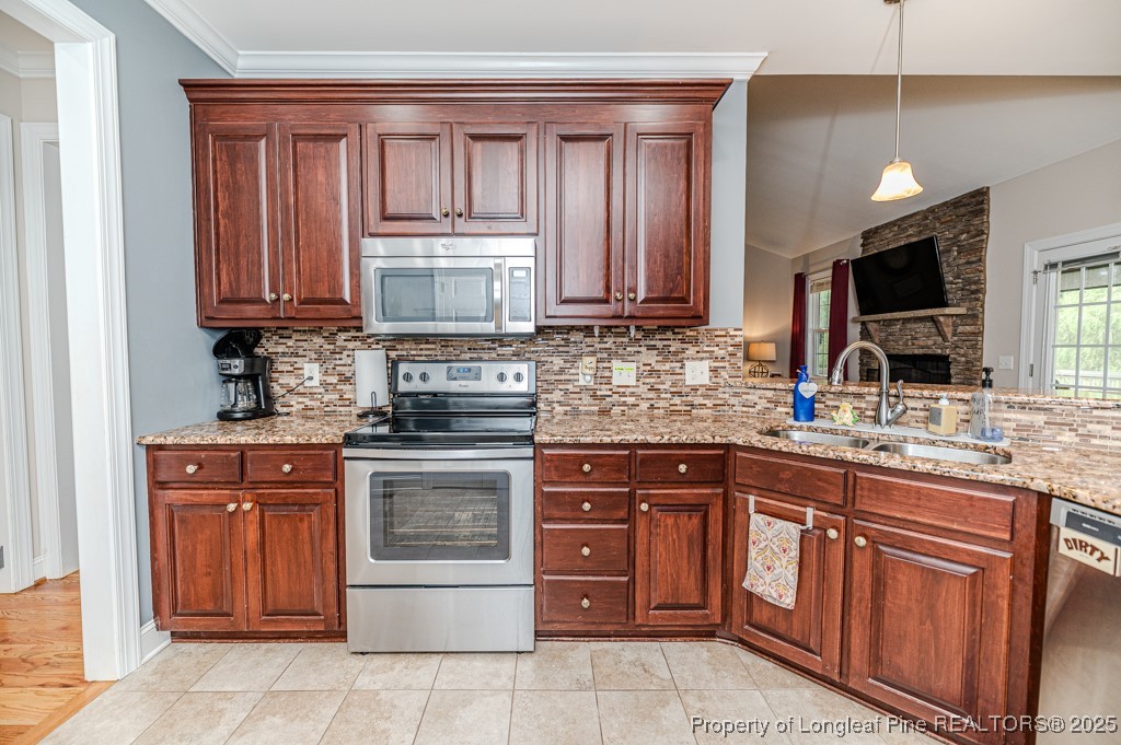 201 Lasater Road Bunnlevel, NC 28323 - Photo 12 of 50 Gallery Image 12