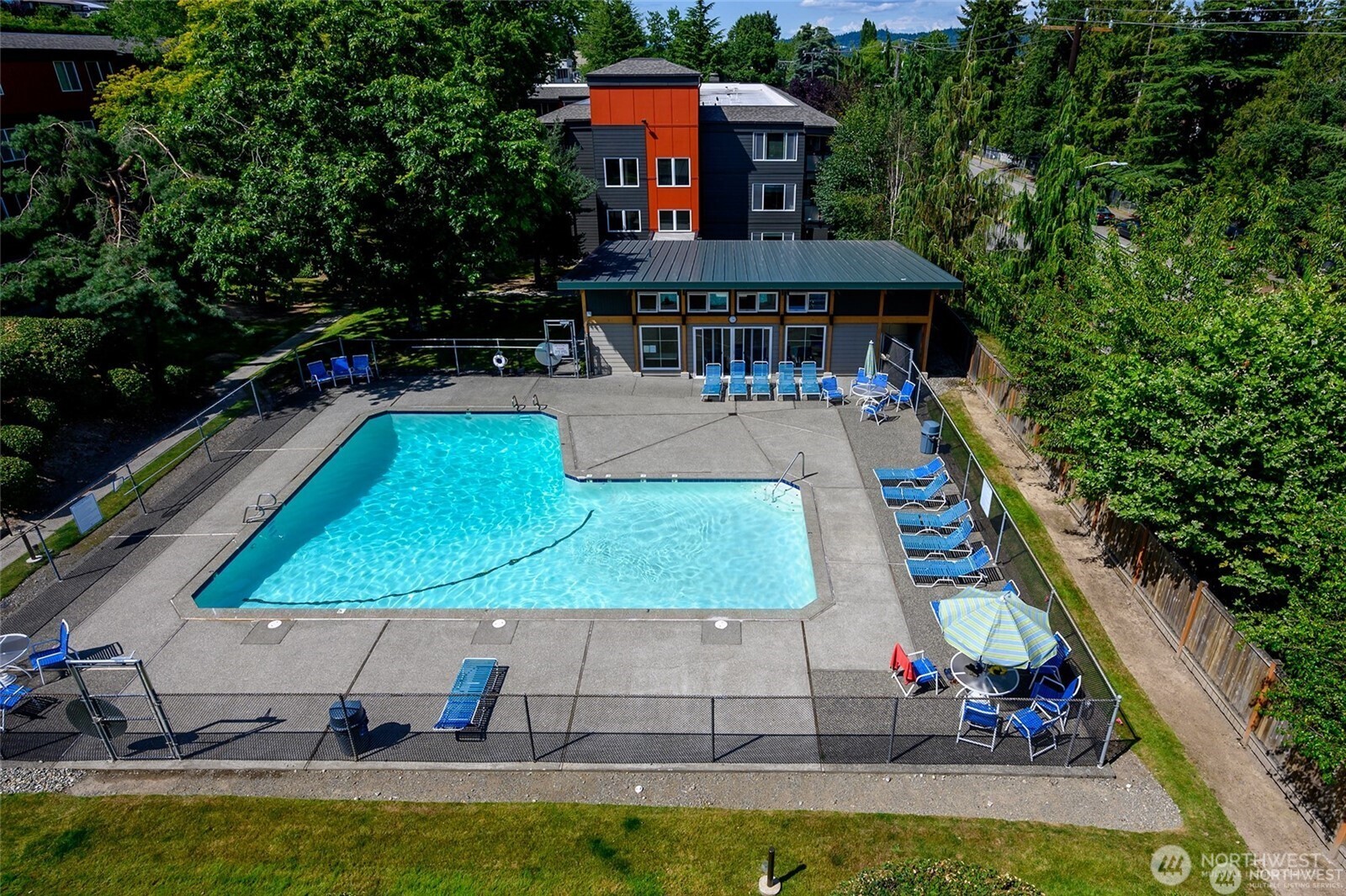 7001 Sand Point Way Northeast, Unit B305 Seattle, WA 98115 - Photo 16 of 27