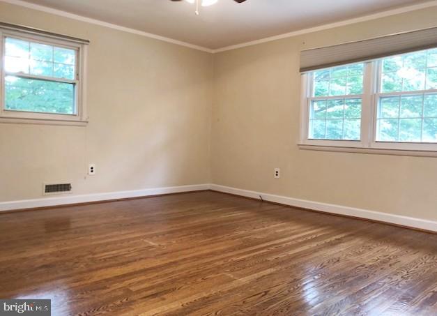 808 Hilltop Road Cinnaminson, NJ 08077 - Photo 12 of 20 Master Bedroom