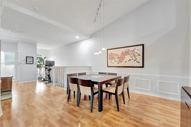 $420,000 | 12442 Northwest 10th Court, Unit C14, Coral Springs, FL 33071