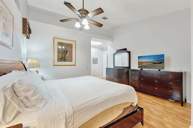 $420,000 | 12442 Northwest 10th Court, Unit C14, Coral Springs, FL 33071