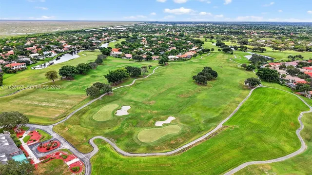 $420,000 | 12442 Northwest 10th Court, Unit C14, Coral Springs, FL 33071