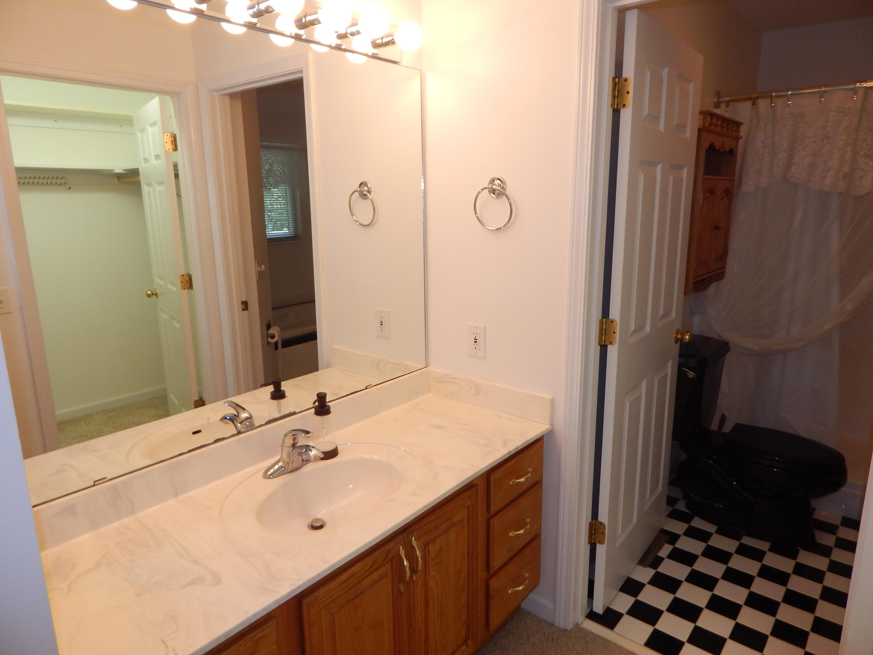 1261 Potter Road Crossville, TN 38571 - Photo 18 of 37 DSCN6075