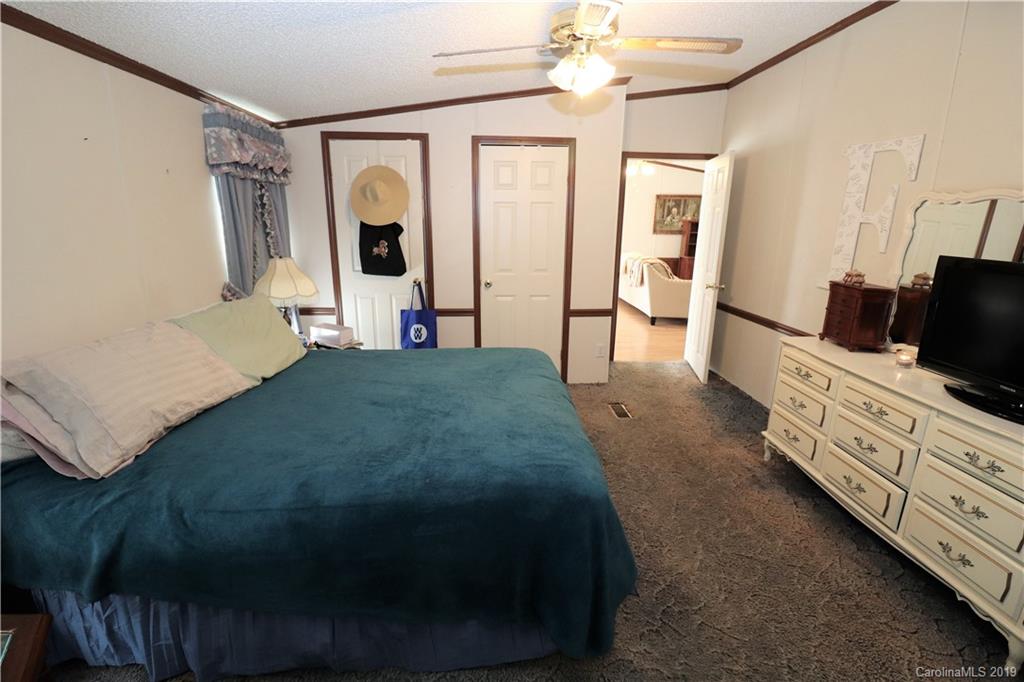 107 Cooks Lake Road Gastonia, NC 28056 - Photo 15 of 28