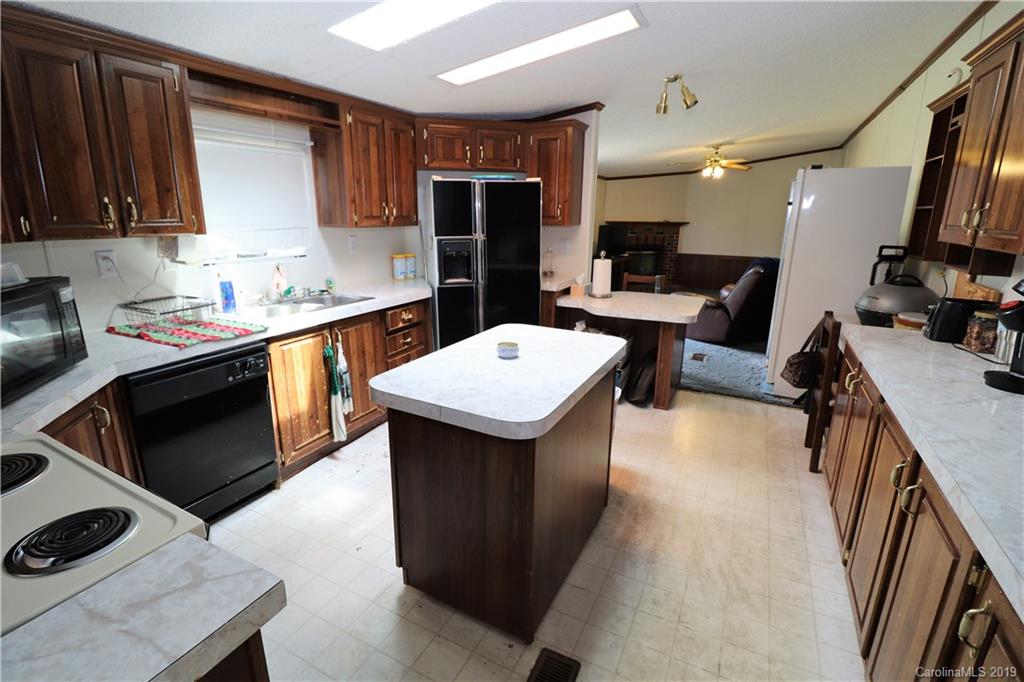107 Cooks Lake Road Gastonia, NC 28056 - Photo 8 of 28