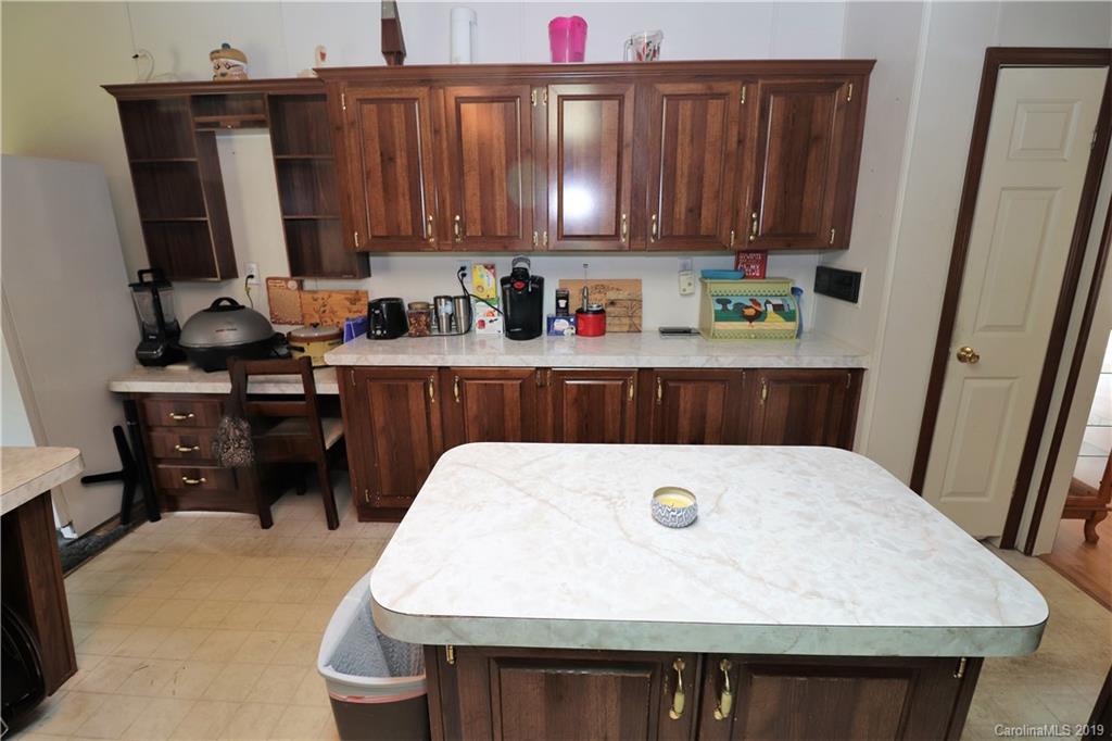 107 Cooks Lake Road Gastonia, NC 28056 - Photo 9 of 28