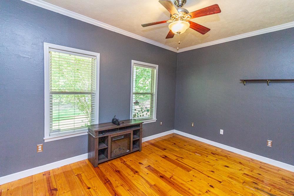 4200 Pleasant Site Road Selmer, TN 38375 - Photo 14 of 23 Gallery Image 14