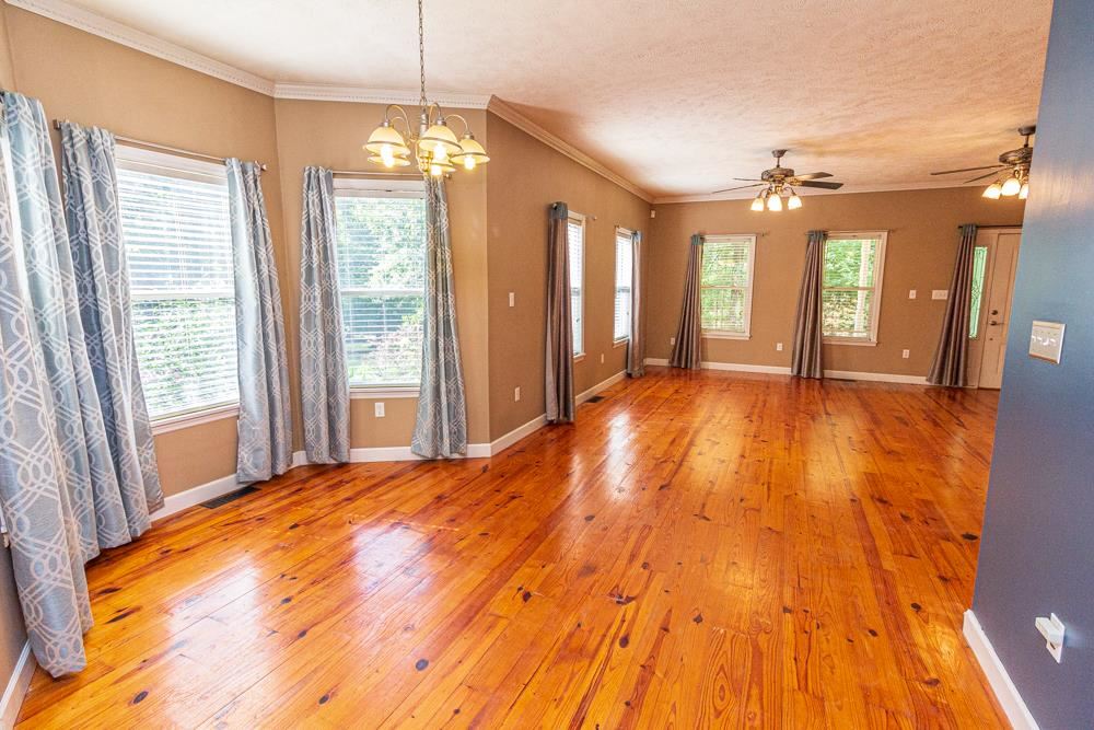 4200 Pleasant Site Road Selmer, TN 38375 - Photo 9 of 23 Gallery Image 9