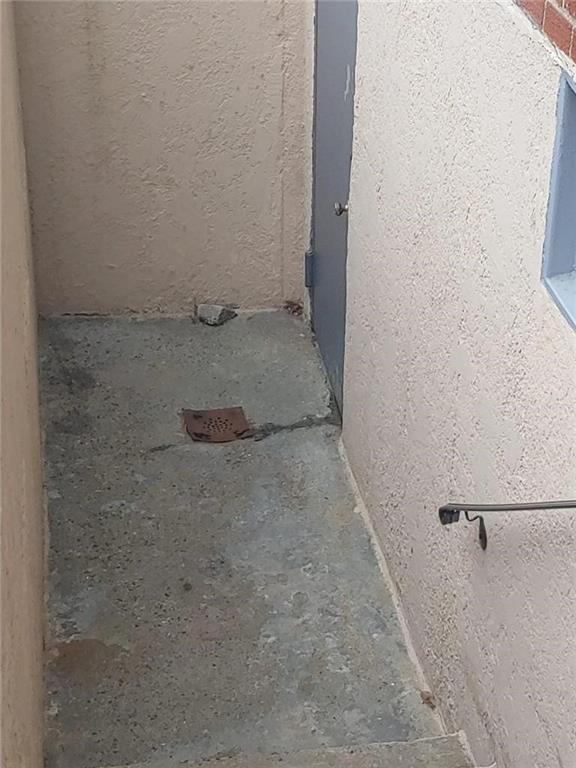 646 Port Richmond Avenue Staten Island, NY 10302 - Photo 16 of 17 a view of shower