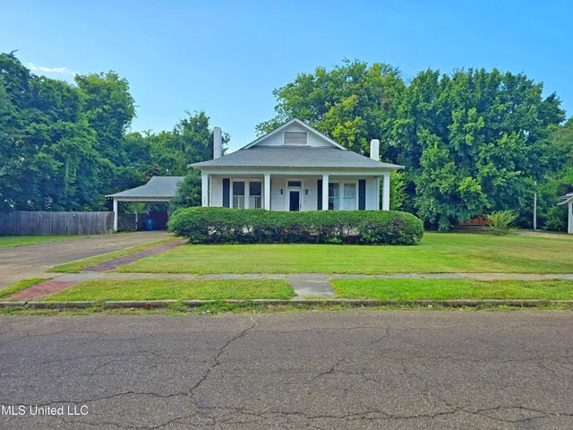 $99,000 | 155 West 2nd Street, Clarksdale, MS 38614