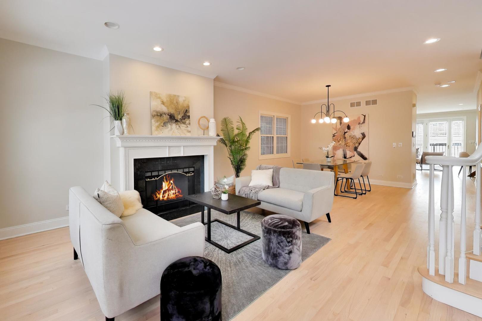 1919 West Fletcher Street Chicago, IL 60657 - Photo 3 of 54