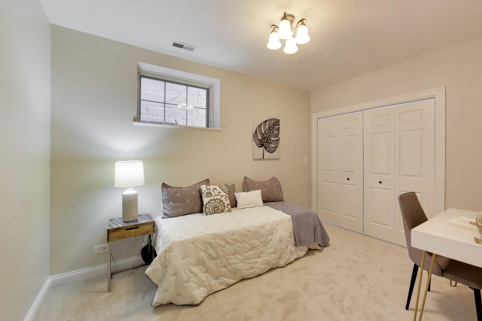 1919 West Fletcher Street Chicago, IL 60657 - Photo 35 of 54