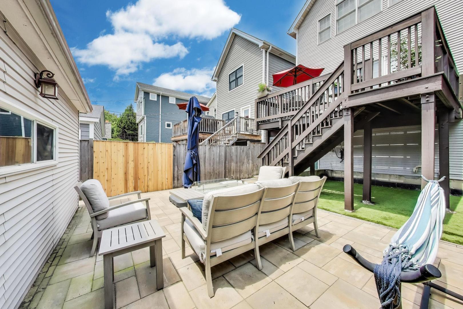 1919 West Fletcher Street Chicago, IL 60657 - Photo 46 of 54