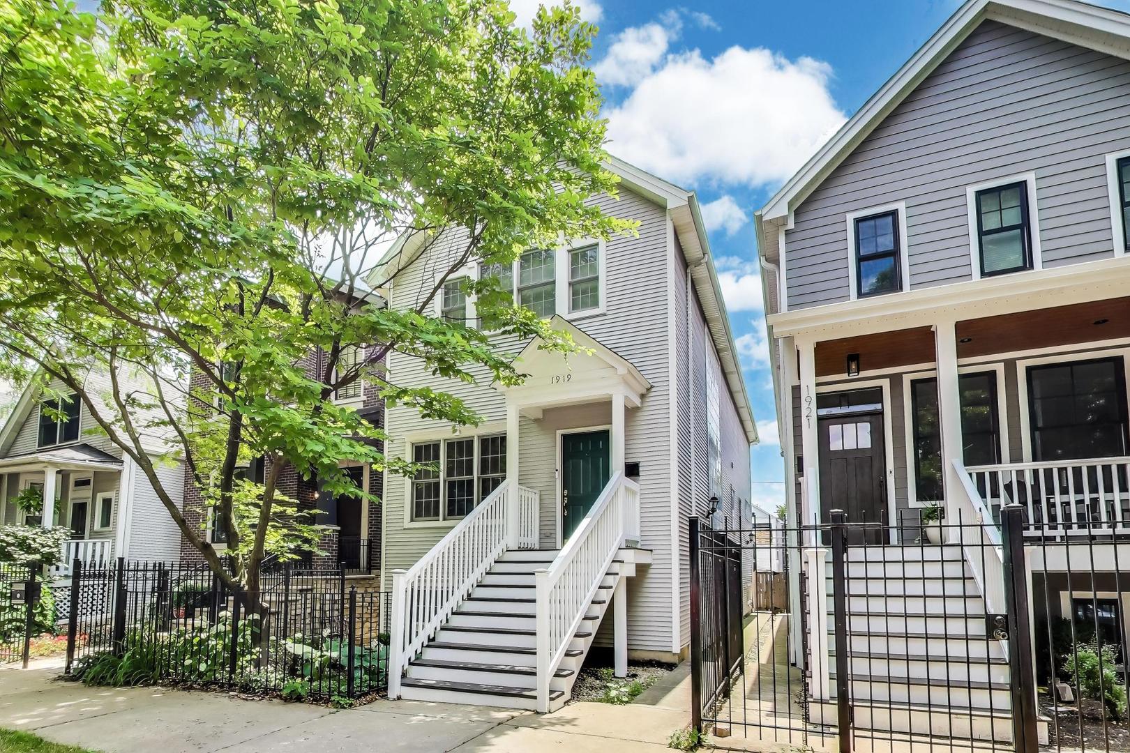 1919 West Fletcher Street Chicago, IL 60657 - Photo 50 of 54