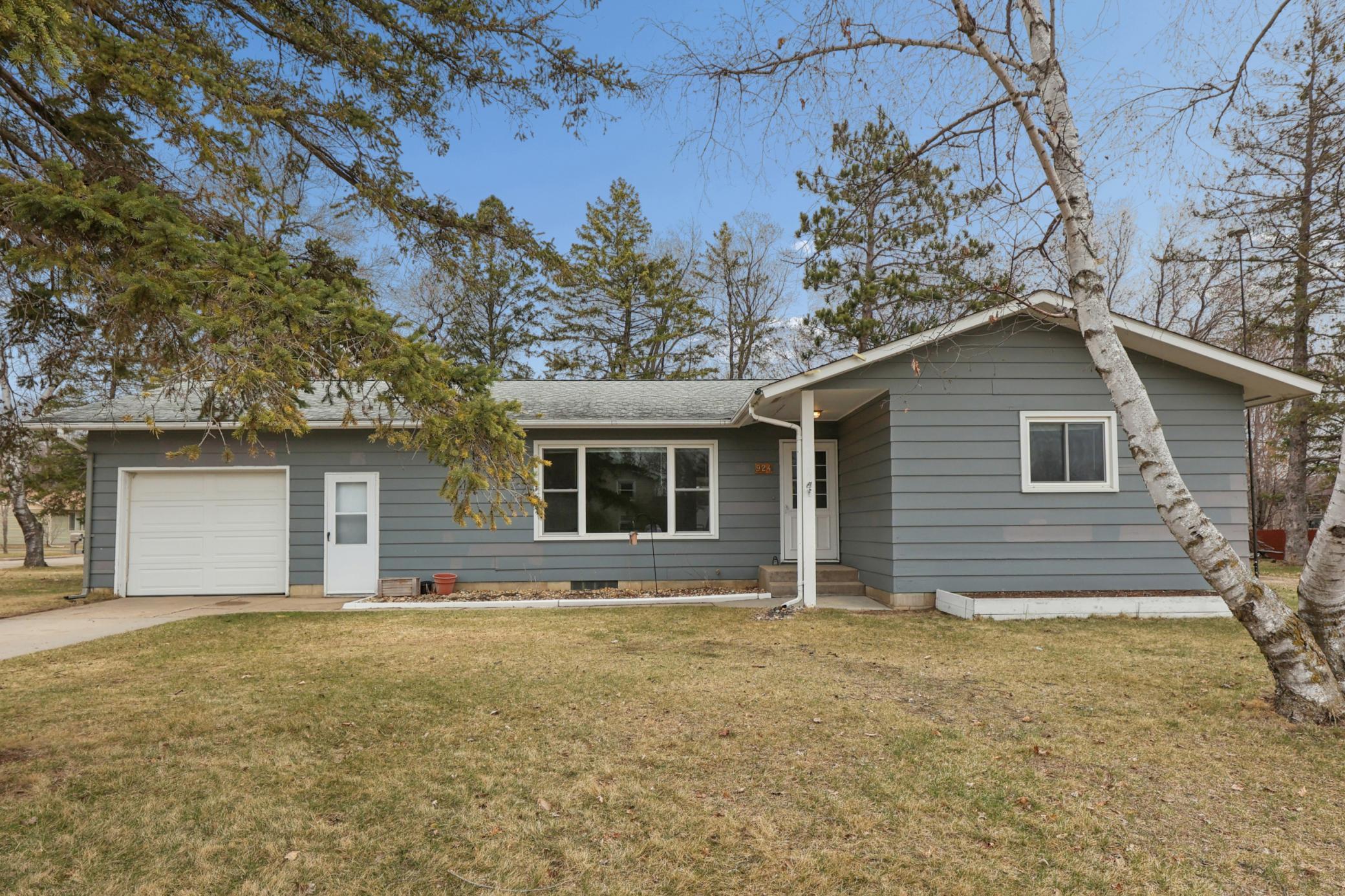 924 King Avenue Southwest Wadena, MN 56482 - Photo 1 of 33