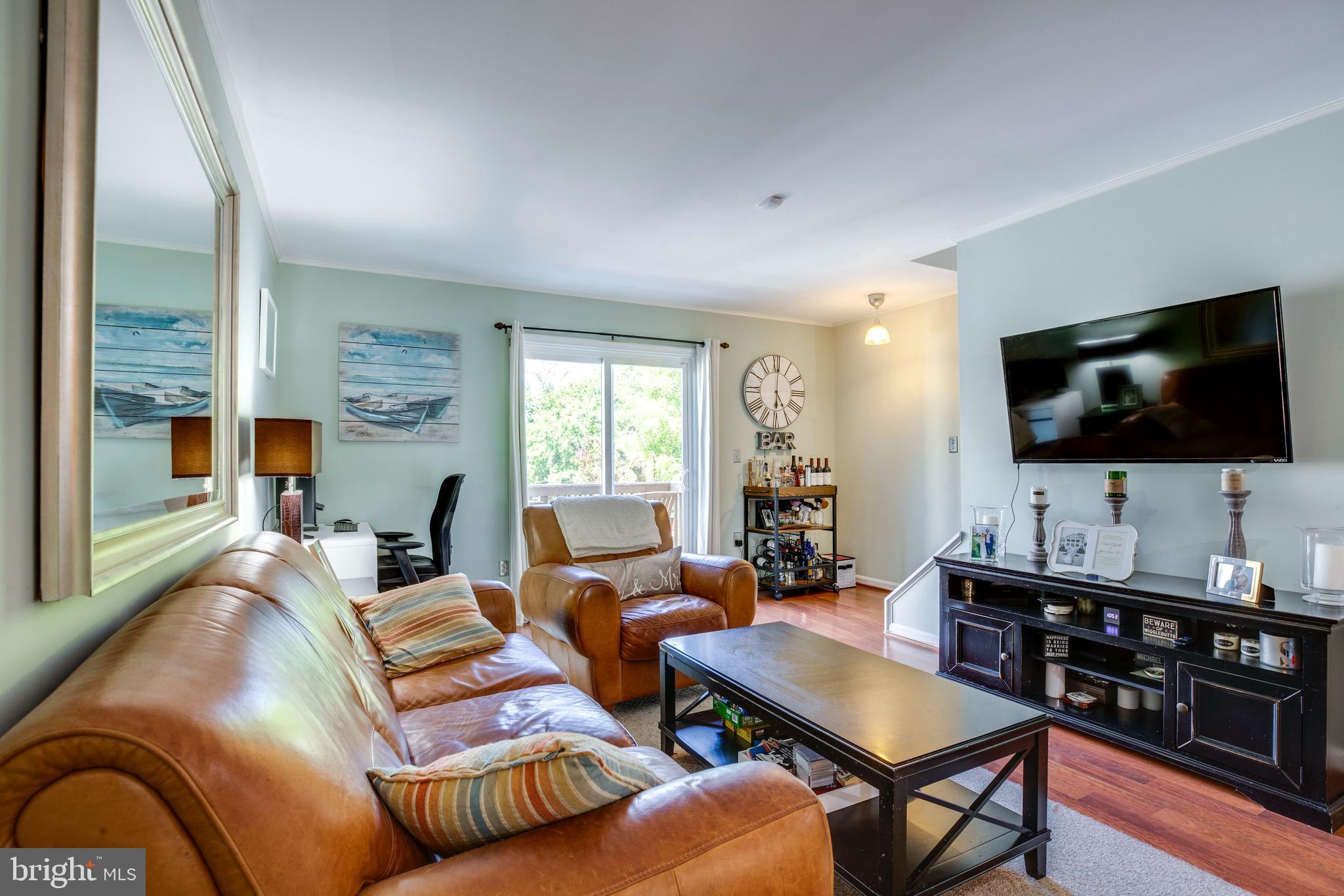 3942 9th Road South Arlington, VA 22204 - Photo 10 of 33 Gallery Image 10