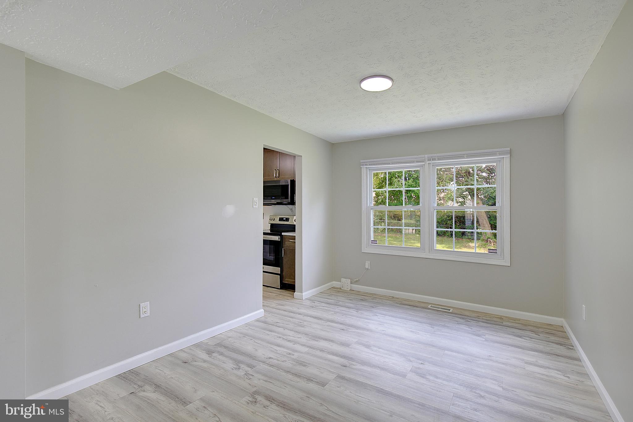 11611 Whittier Road Bowie, MD 20721 - Photo 9 of 39