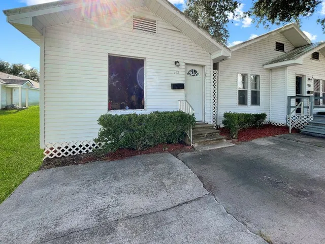 $179,000 | 910 8th Avenue, Lake Charles, LA 70601