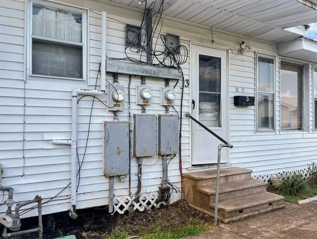 $179,000 | 910 8th Avenue, Lake Charles, LA 70601