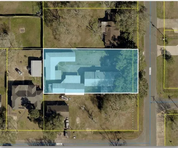 $179,000 | 910 8th Avenue, Lake Charles, LA 70601