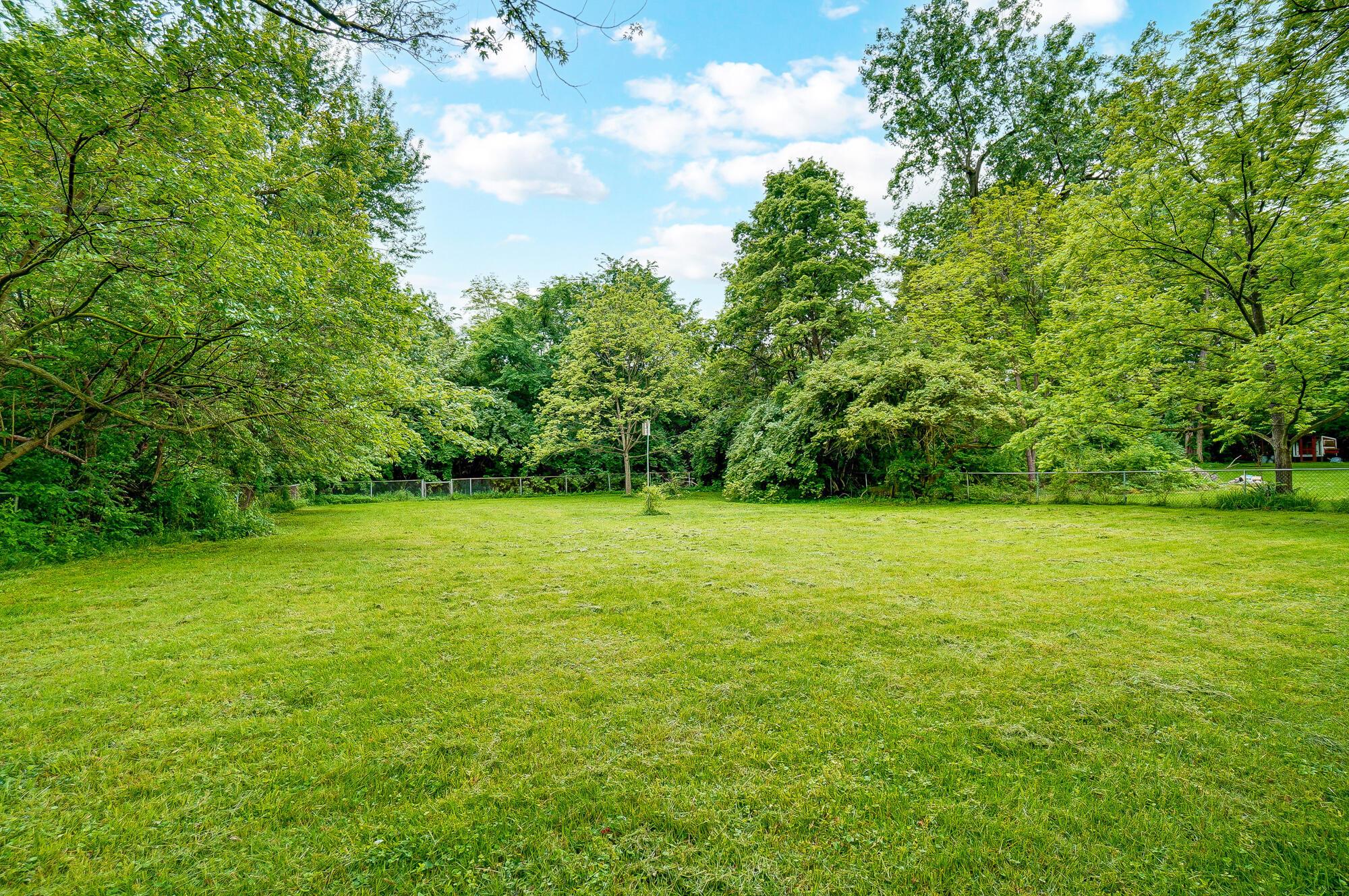 999 Hart Road Columbus, OH 43223 - Photo 67 of 69 Additional Backyard behind MIL Cottage