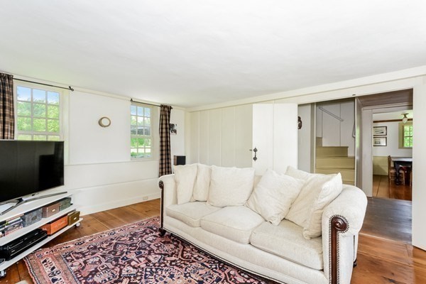 138 Hardwick Road New Braintree, MA 01531 - Photo 17 of 33 Gallery Image 17