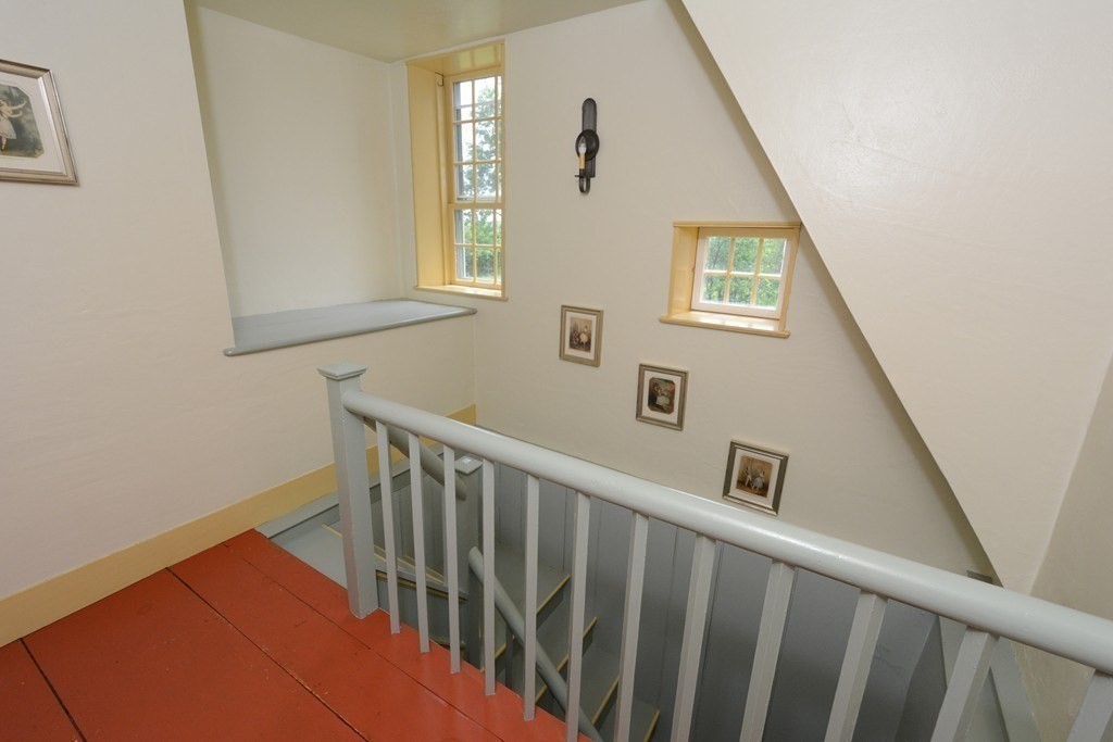 138 Hardwick Road New Braintree, MA 01531 - Photo 21 of 33 Gallery Image 21