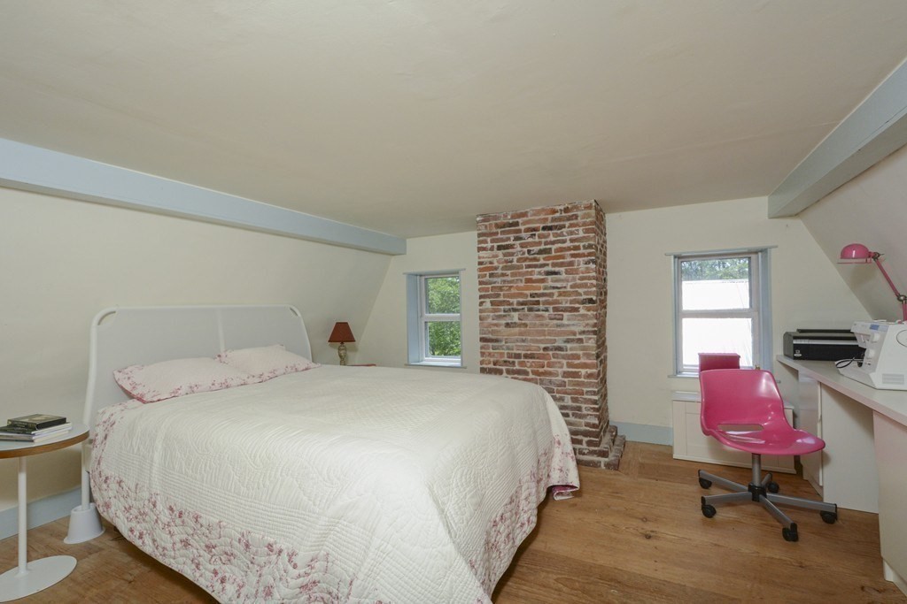 138 Hardwick Road New Braintree, MA 01531 - Photo 30 of 33 Gallery Image 30